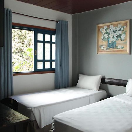 Cr Hotel Bueno - Antigo Hotel Serras De Goyaz Goiânia Buitenkant foto A room at the hotel