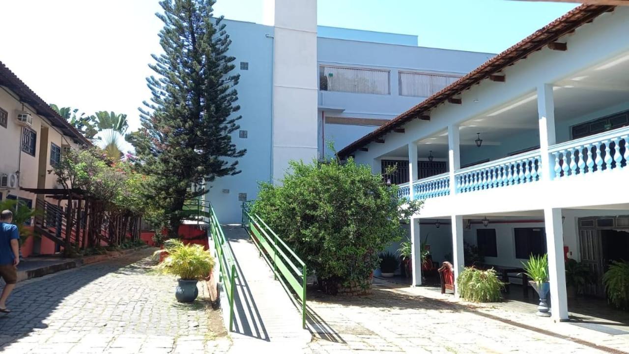 Cr Hotel Bueno - Antigo Hotel Serras De Goyaz Goiânia Buitenkant foto The school's main building