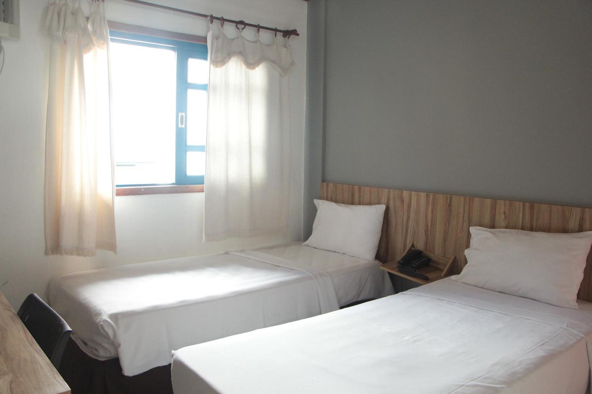 Cr Hotel Bueno - Antigo Hotel Serras De Goyaz Goiânia Buitenkant foto A room at the hotel